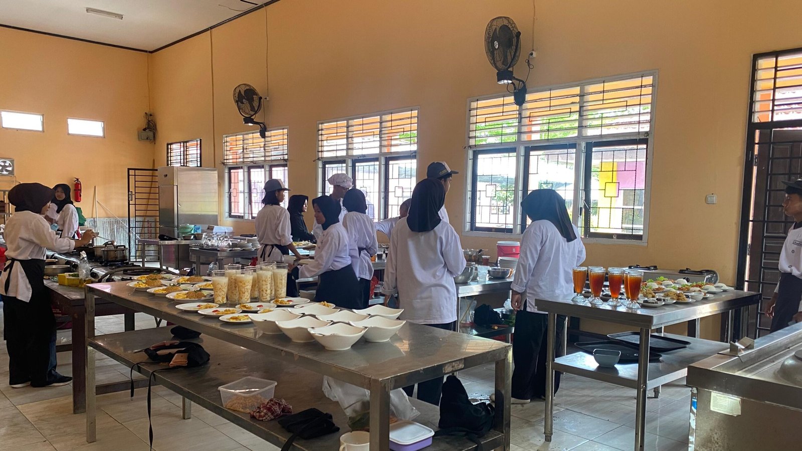 Ruang praktik siswa kuliner Ruang praktik siswa kuliner